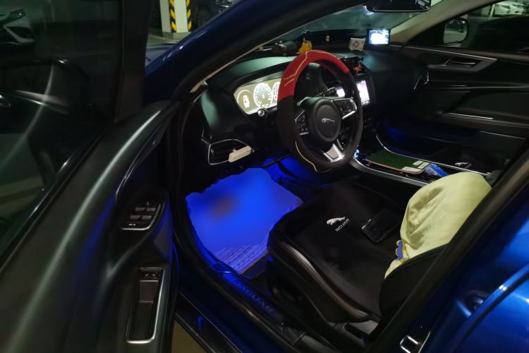 Used Jaguar XEL 2018 2.0T 200 PS Premium Edition Driver Seat