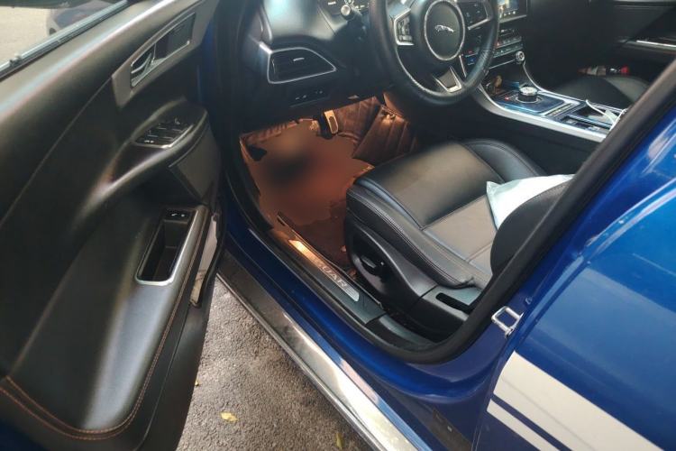 Used Jaguar XEL 2018 2.0T 200 PS Premium Edition Driver Seat