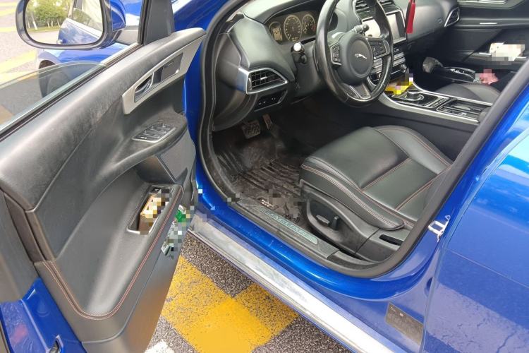 Used Jaguar XEL 2018 2.0T 200 PS Premium Edition Driver Seat