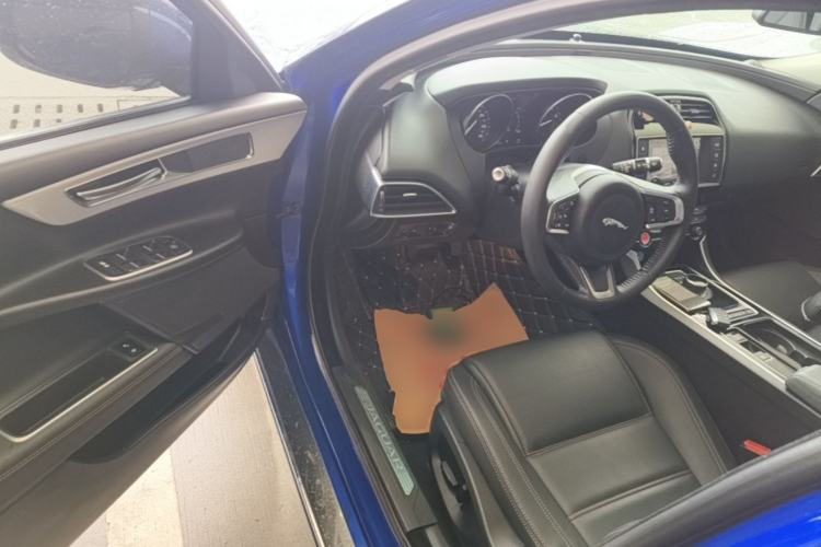 Used Jaguar XEL 2018 2.0T 200 PS Elite Edition Driver Seat