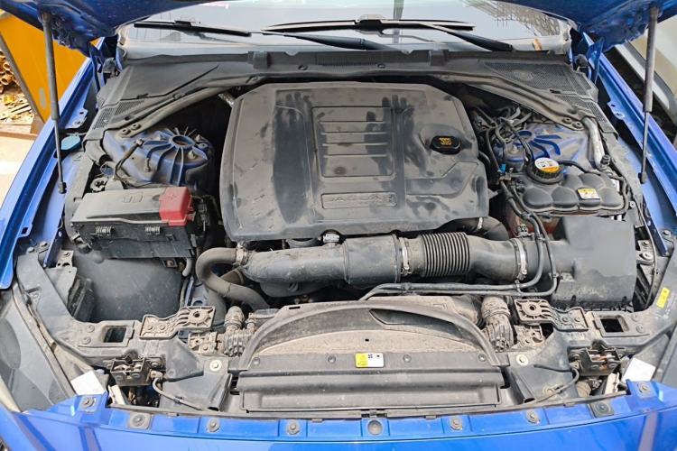 Used Jaguar XEL 2018 2.0T 200 PS Premium Edition Engine Bay
