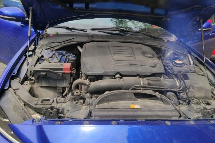 Used Jaguar XEL 2018 2.0T 200 PS Luxury Edition Engine Bay