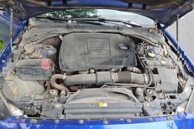 Used Jaguar XEL 2018 2.0T 200 PS Premium Edition Engine Bay