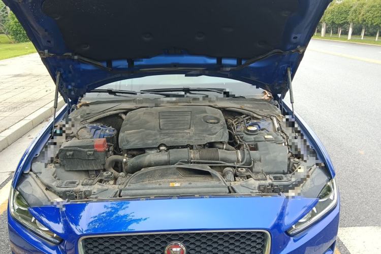 Used Jaguar XEL 2018 2.0T 200 PS Premium Edition Engine Bay