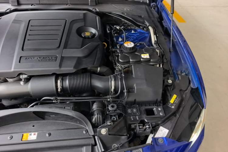 Used Jaguar XEL 2018 2.0T 200 PS Elite Edition Engine Bay Left