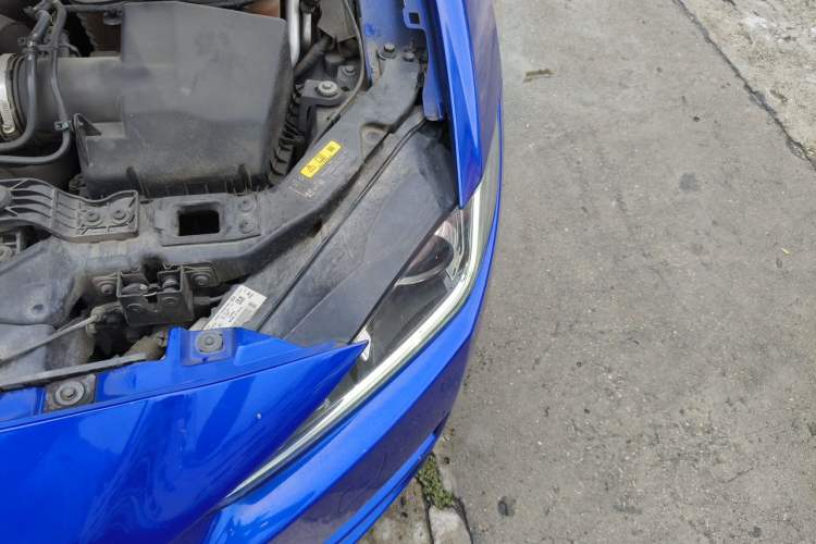 Used Jaguar XEL 2018 2.0T 200 PS Premium Edition Engine Bay Left