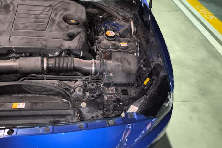 Used Jaguar XEL 2018 2.0T 200 PS Luxury Edition Engine Bay Left