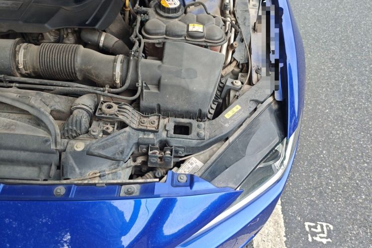 Used Jaguar XEL 2018 2.0T 200 PS Premium Edition Engine Bay Left
