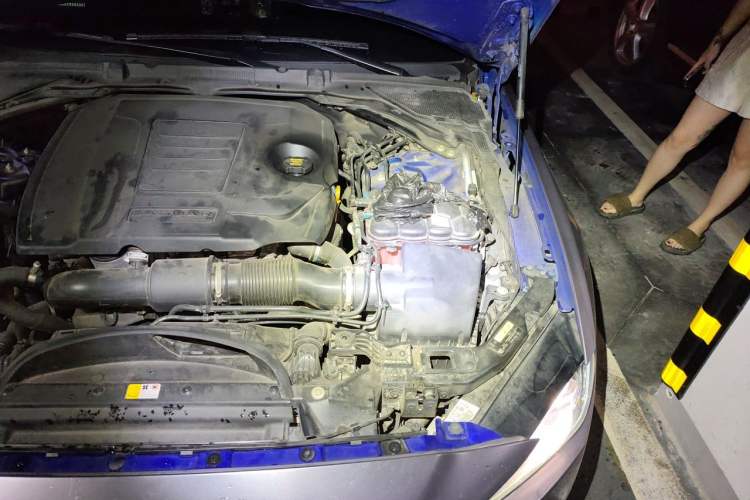 Used Jaguar XEL 2018 2.0T 200 PS Premium Edition Engine Bay Left