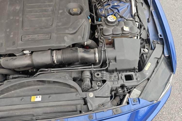 Used Jaguar XEL 2018 2.0T 200 PS Premium Edition Engine Bay Left