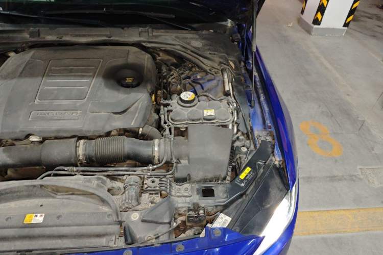 Used Jaguar XEL 2018 2.0T 200 PS Luxury Edition Engine Bay Left