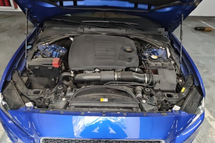 Used Jaguar XEL 2018 2.0T 200 PS Luxury Edition Engine Bay
