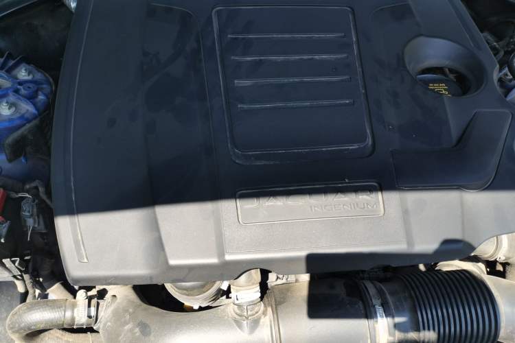Used Jaguar XEL 2018 2.0T 200 PS Premium Edition Engine Bay