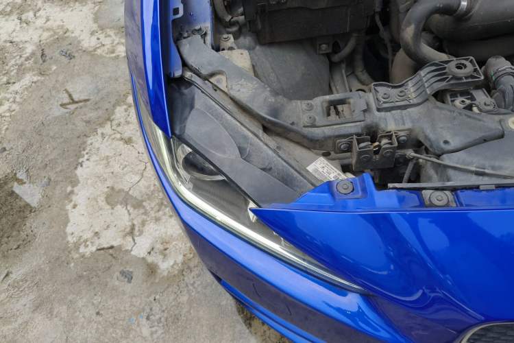 Used Jaguar XEL 2018 2.0T 200 PS Premium Edition Engine Bay Right