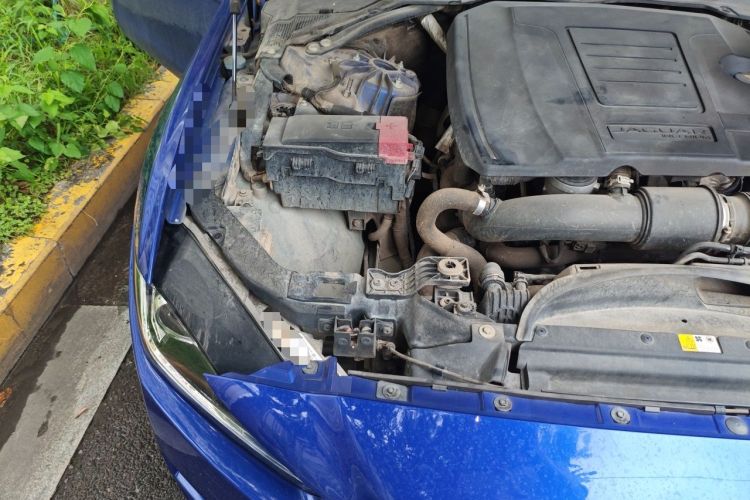 Used Jaguar XEL 2018 2.0T 200 PS Premium Edition Engine Bay Right