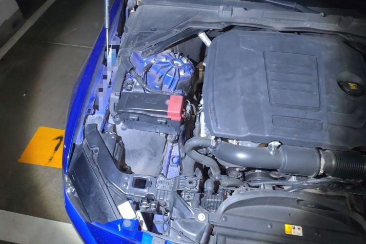 Used Jaguar XEL 2018 2.0T 200 PS Premium Edition Engine Bay Right