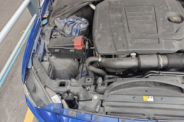 Used Jaguar XEL 2018 2.0T 200 PS Premium Edition Engine Bay Right