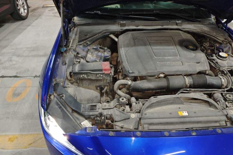 Used Jaguar XEL 2018 2.0T 200 PS Luxury Edition Engine Bay Right