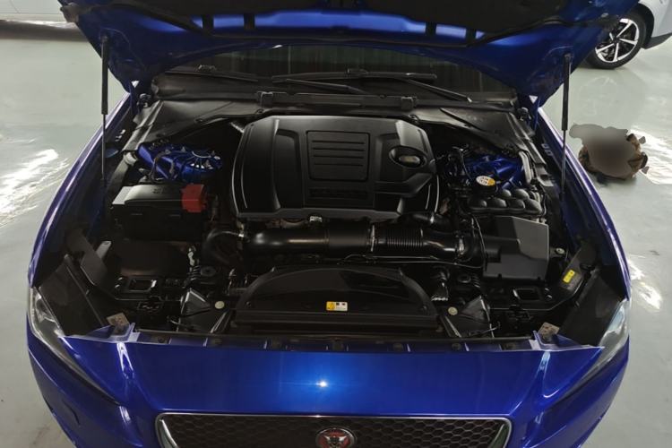 Used Jaguar XEL 2018 2.0T 200 PS Luxury Edition Engine Bay