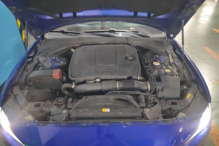 Used Jaguar XEL 2018 2.0T 200 PS Premium Edition Engine Bay
