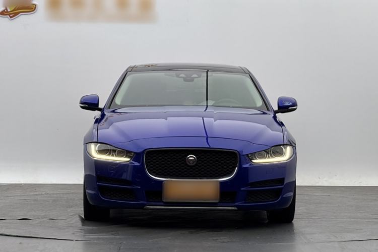 Used Jaguar XEL 2018 2.0T 200 PS First-Edition Limited Edition Exterior 1