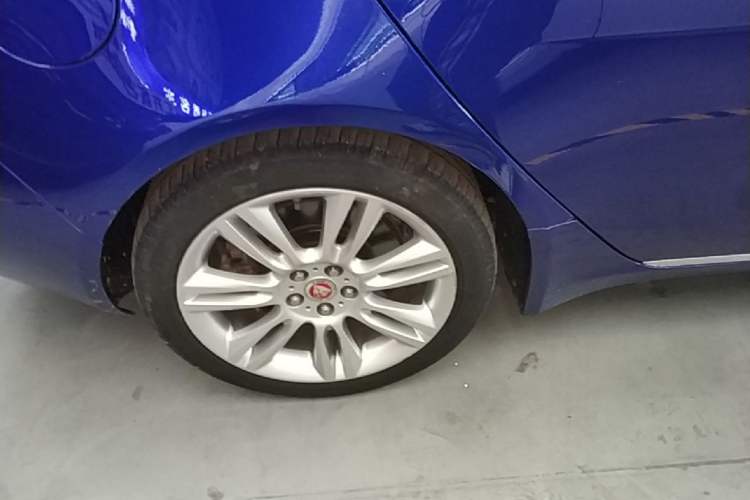 Used Jaguar XEL 2018 2.0T 200 PS Premium Edition Exterior 5