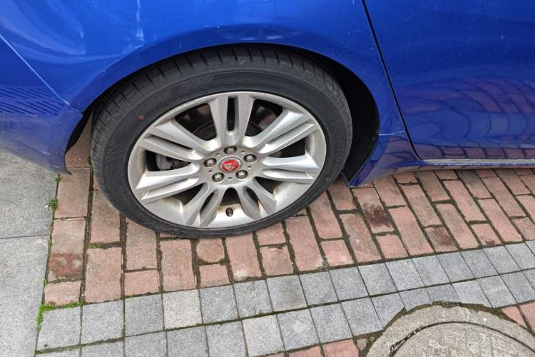 Used Jaguar XEL 2018 2.0T 200 PS Premium Edition Exterior 5