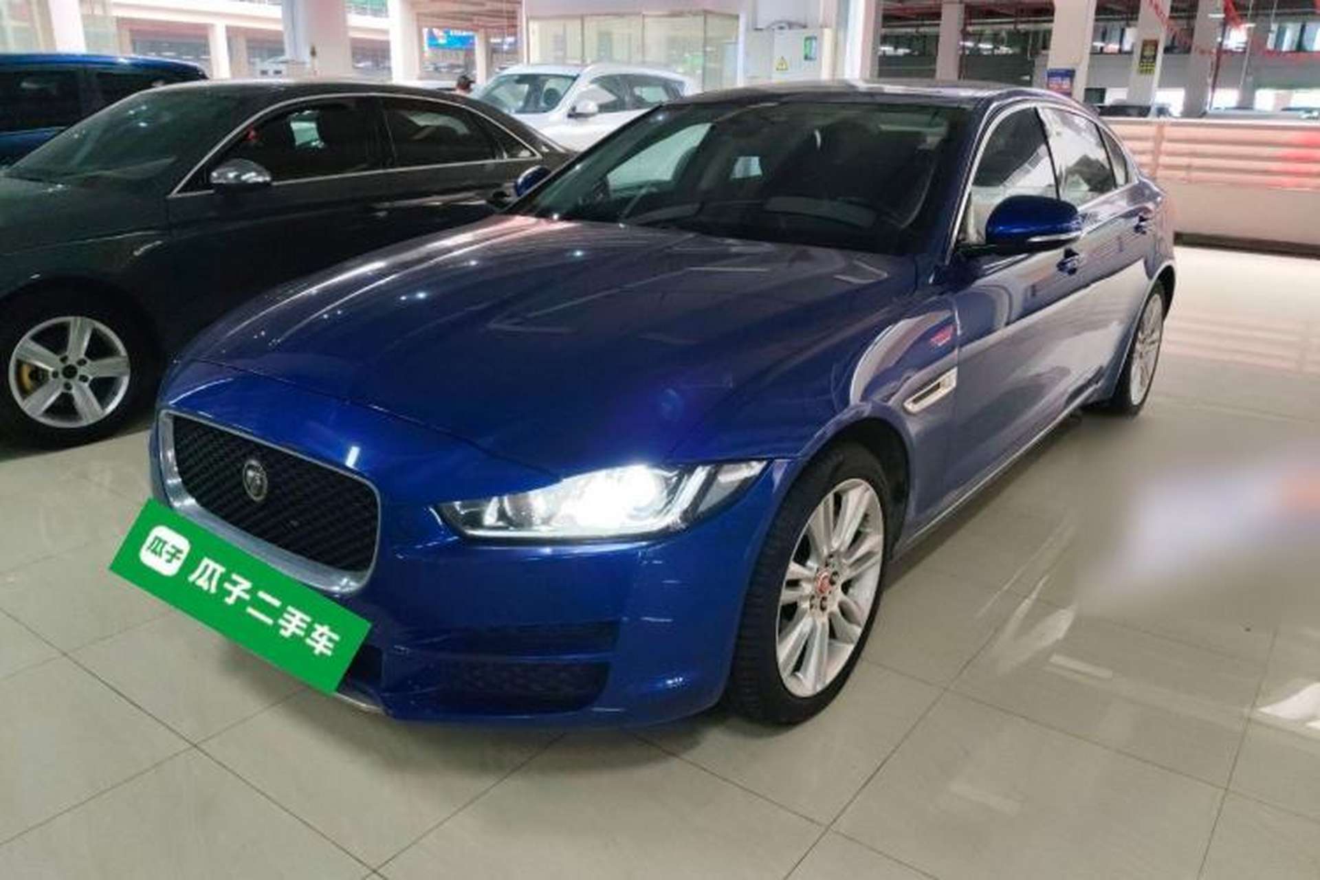 Used Jaguar XEL 2018 2.0T 200 PS Premium Edition Front Left 45 Deg