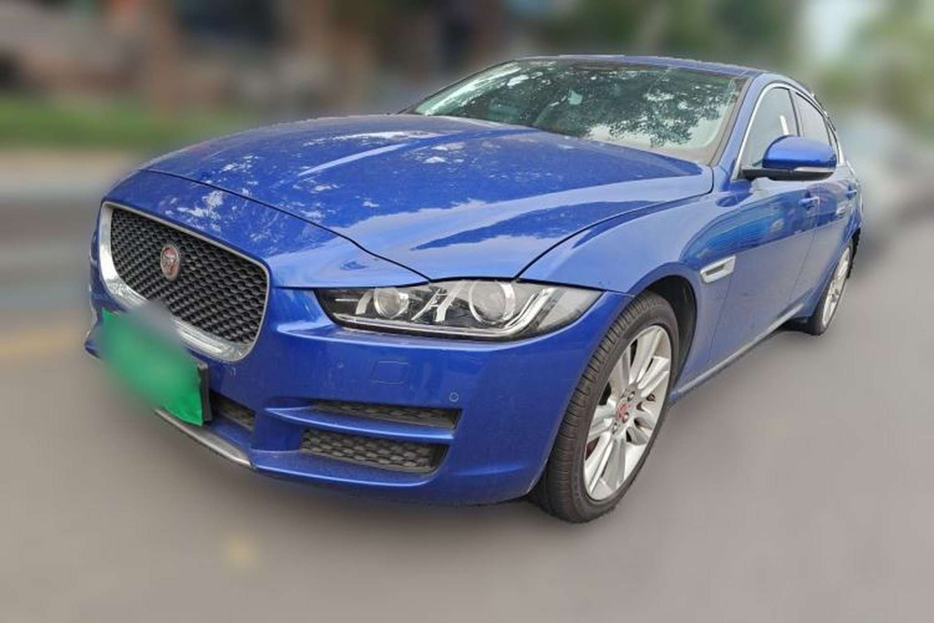 Used Jaguar XEL 2018 2.0T 200 PS Premium Edition Front Left 45 Deg