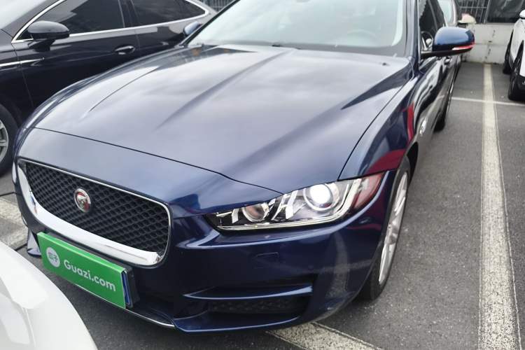 Used Jaguar XEL 2018 2.0T 250 PS Premium Edition Front
