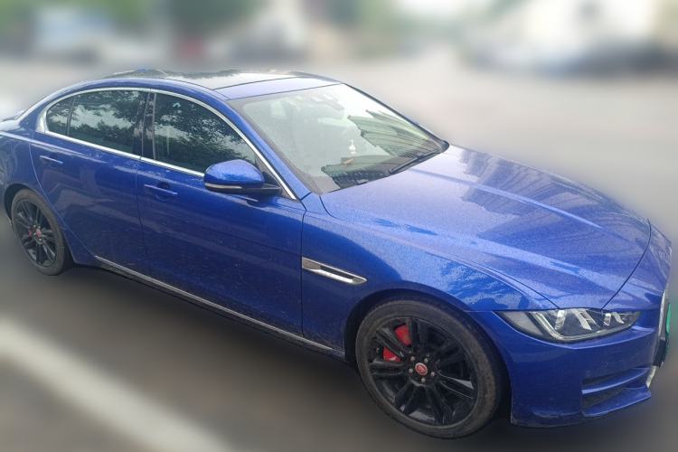 Used Jaguar XEL 2018 2.0T 200 PS Premium Edition Front Right 45 Deg