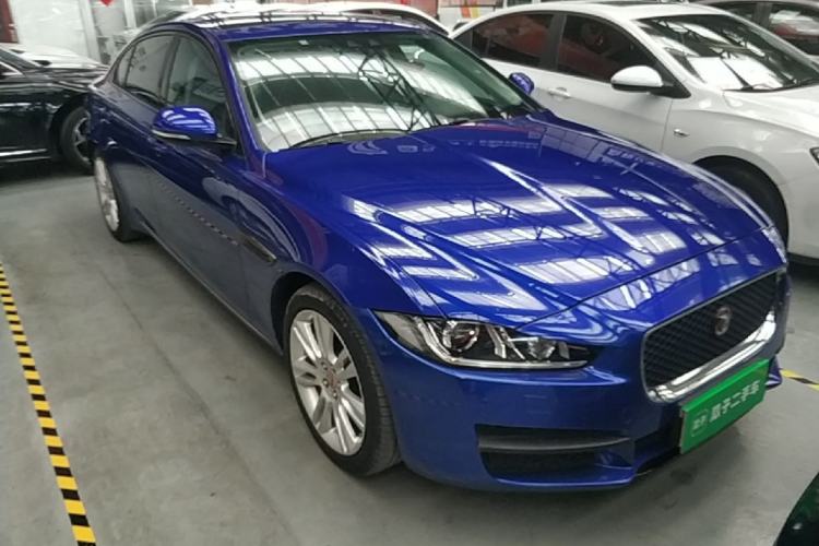 Used Jaguar XEL 2018 2.0T 200 PS Premium Edition Front Right 45 Deg