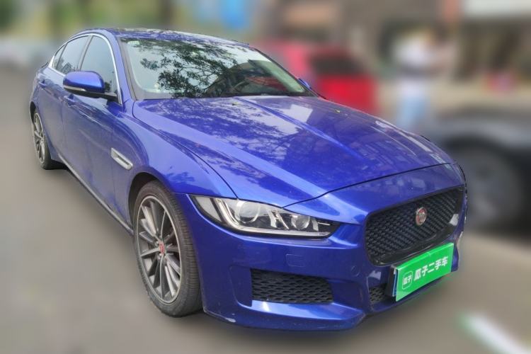 Used Jaguar XEL 2018 2.0T 200 PS Luxury Edition Front Right 45 Deg