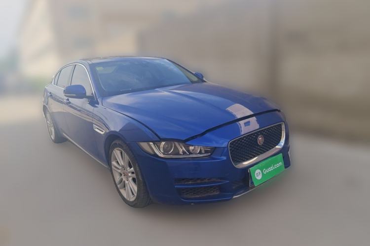 Used Jaguar XEL 2018 2.0T 200 PS Premium Edition Front Right 45 Deg