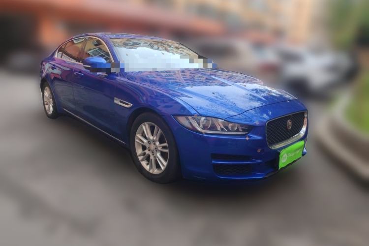 Used Jaguar XEL 2018 2.0T 200 PS Luxury Edition Front Right 45 Deg