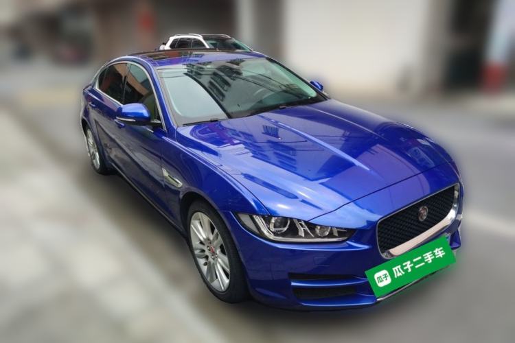 Used Jaguar XEL 2018 2.0T 200 PS Premium Edition Front Right 45 Deg
