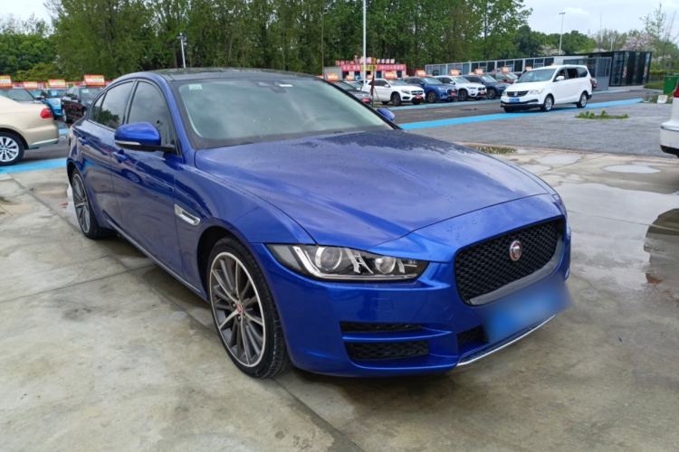 Used Jaguar XEL 2018 2.0T 200 PS Premium Edition Front Right 45 Deg