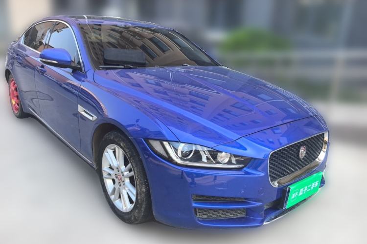 Used Jaguar XEL 2018 2.0T 200 PS Elite Edition Front Right 45 Deg