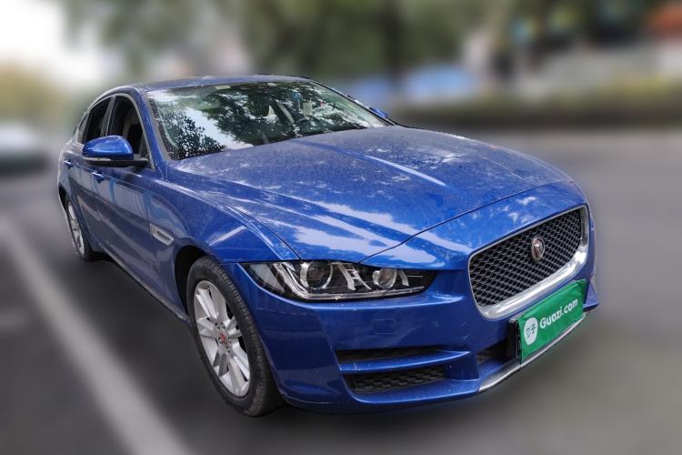 Used Jaguar XEL 2018 2.0T 200 PS LOVE Devotion Edition Front Right 45 Deg