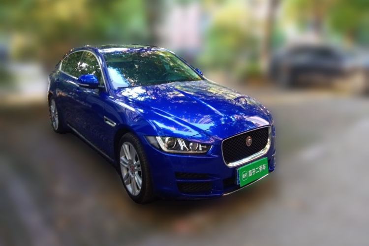 Used Jaguar XEL 2018 2.0T 200 PS Premium Edition Front Right 45 Deg