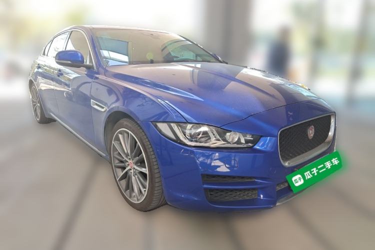 Used Jaguar XEL 2018 2.0T 200 PS First-Edition Limited Edition Front Right 45 Deg