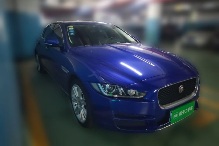 Used Jaguar XEL 2018 2.0T 200 PS Premium Edition Front Right 45 Deg