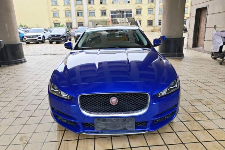 Used Jaguar XEL 2018 2.0T 200 PS Premium Edition Front