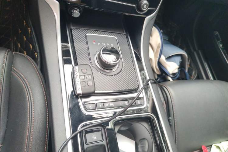 Used Jaguar XEL 2018 2.0T 200 PS Premium Edition Gear Lever