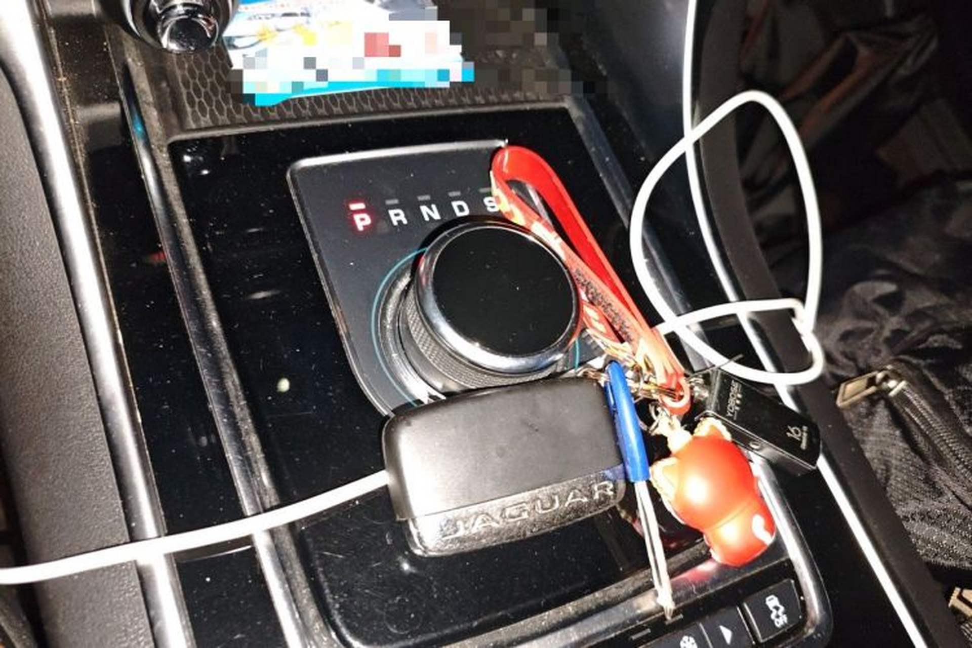 Used Jaguar XEL 2018 2.0T 200 PS Premium Edition Gear Lever