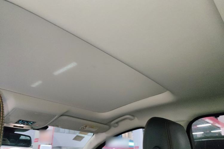 Used Jaguar XEL 2018 2.0T 200 PS Premium Edition Headliner