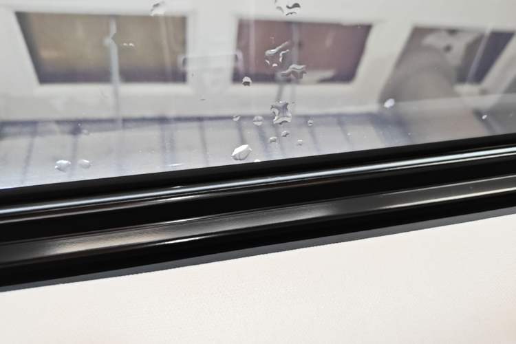 Used Jaguar XEL 2018 2.0T 200 PS Premium Edition Headliner