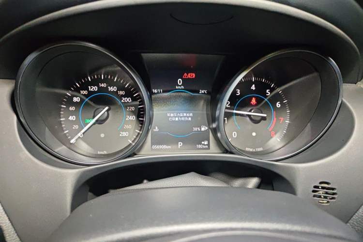 Used Jaguar XEL 2018 2.0T 200 PS Luxury Edition Instrument Cluster