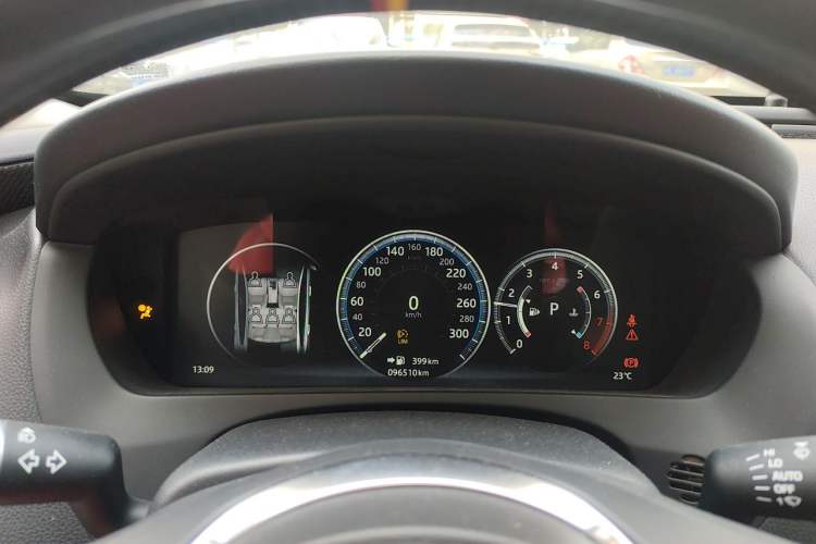 Used Jaguar XEL 2018 2.0T 200 PS First-Edition Limited Edition Instrument Cluster