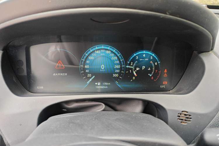Used Jaguar XEL 2018 2.0T 200 PS Premium Edition Instrument Cluster